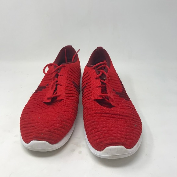 Size 11.5 Nike Men ROSHE 2 FLYKNIT Shoes - Picture 1 of 9
